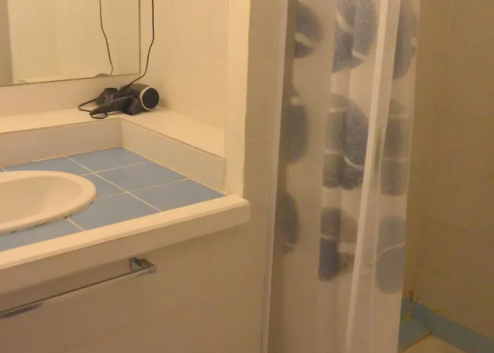 Hébergement de vacances St Cyprien D23 Porto-Vecchio (Corsica)